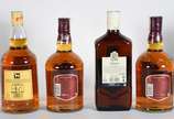 Quatro garrafas de Whisky, sendo 2 Chivas Regal... - Quatro garrafas de Whisky, sendo 2 Chivas Regal 12 anos, Ballantines e White Horse.