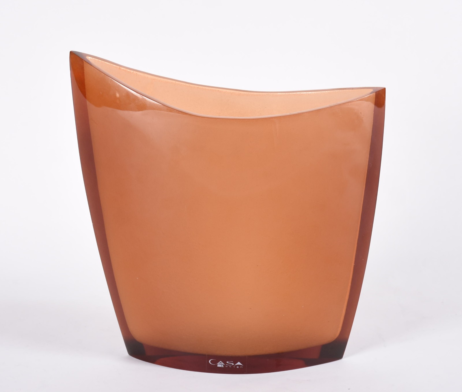 Vaso decorativo de acrílico na cor marrom. - foto 1 de 5