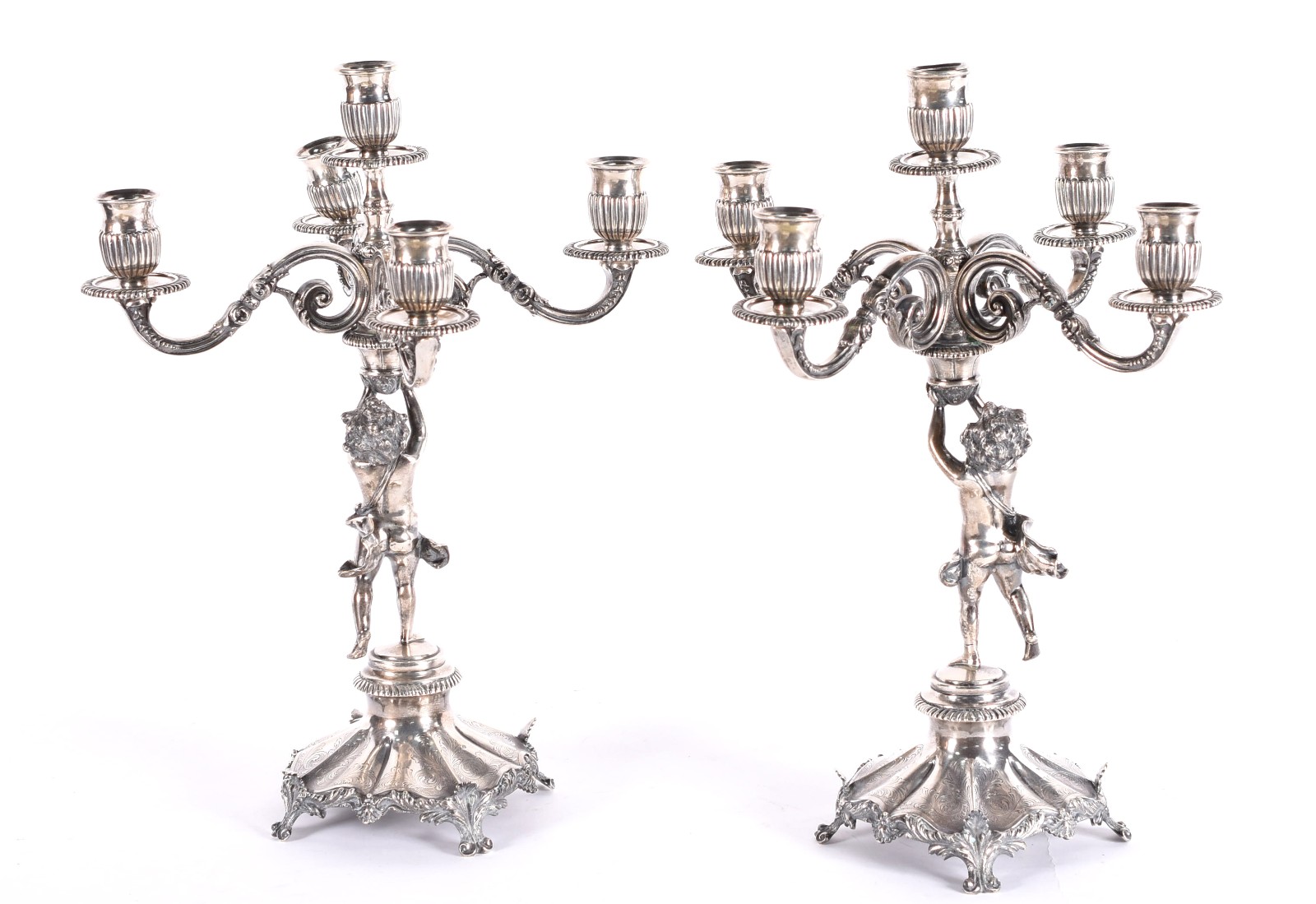 Par de excepcionais candelabros de prata contrastada para 5 luzes... - foto 2 de 11