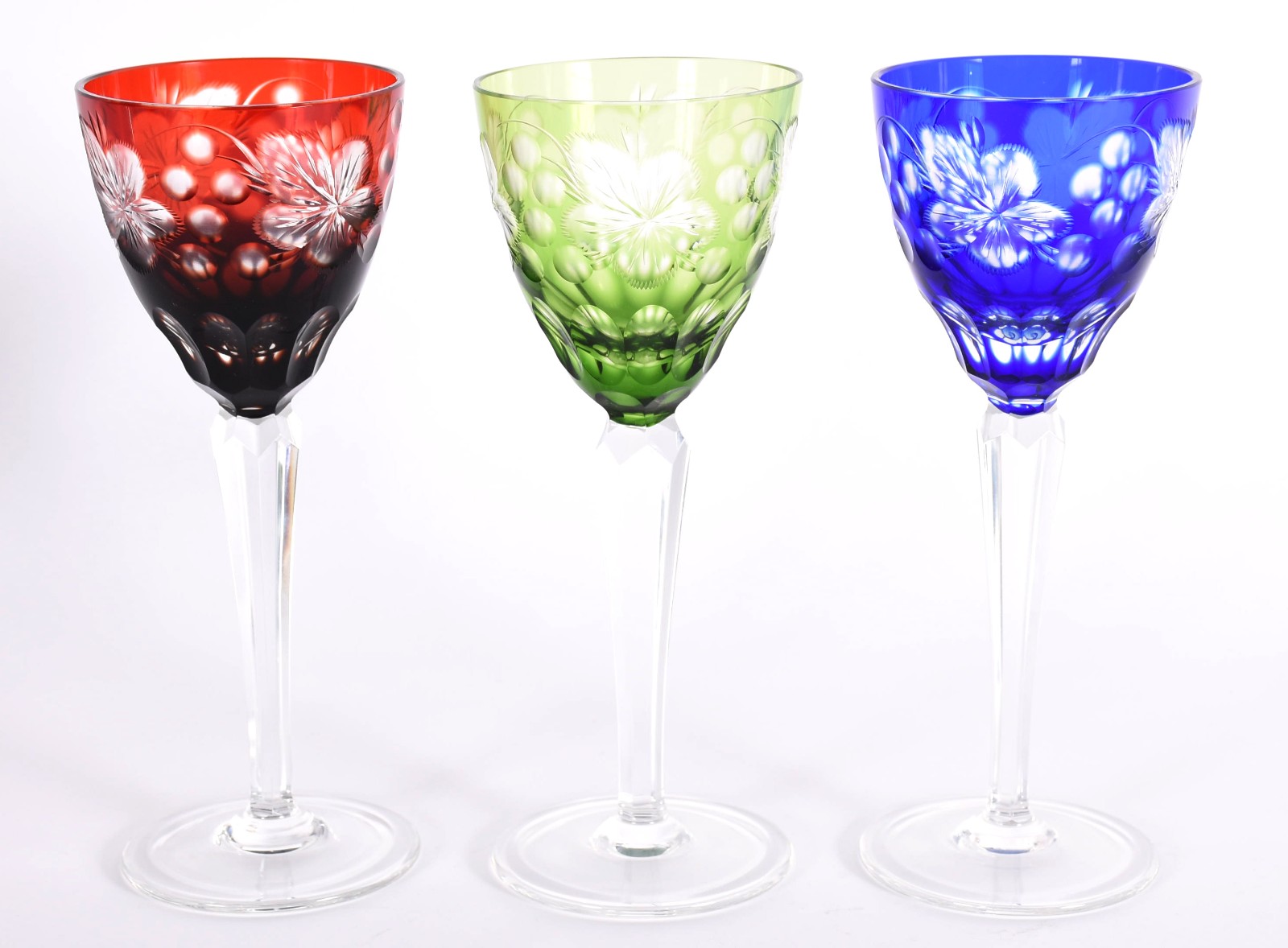Seis cálices de pé alto para vinho de cristal lapidado doublé em... - foto 3 de 3