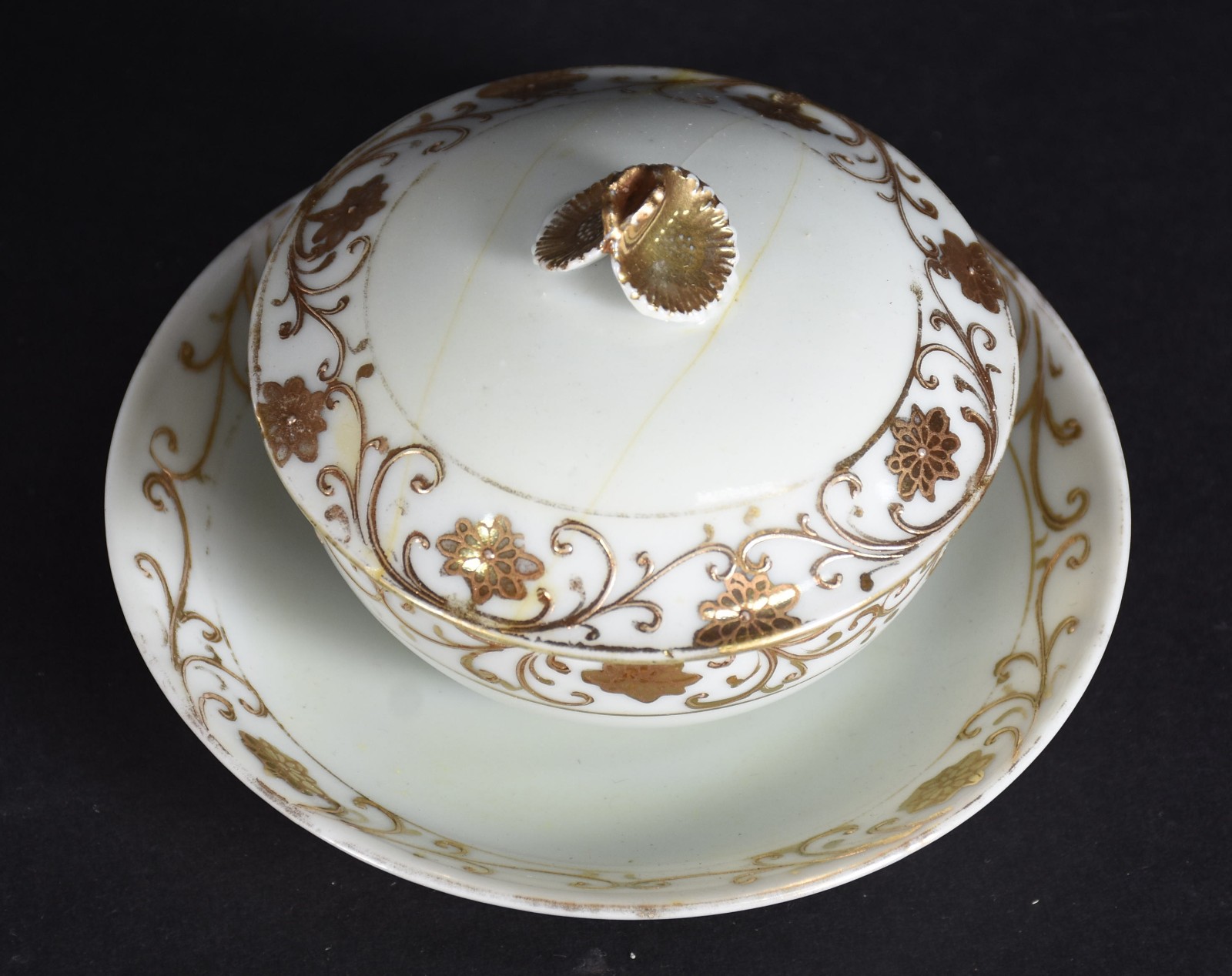 Serviço de chá e café de porcelana oriental composto de: 12 xícaras... - foto 3 de 6