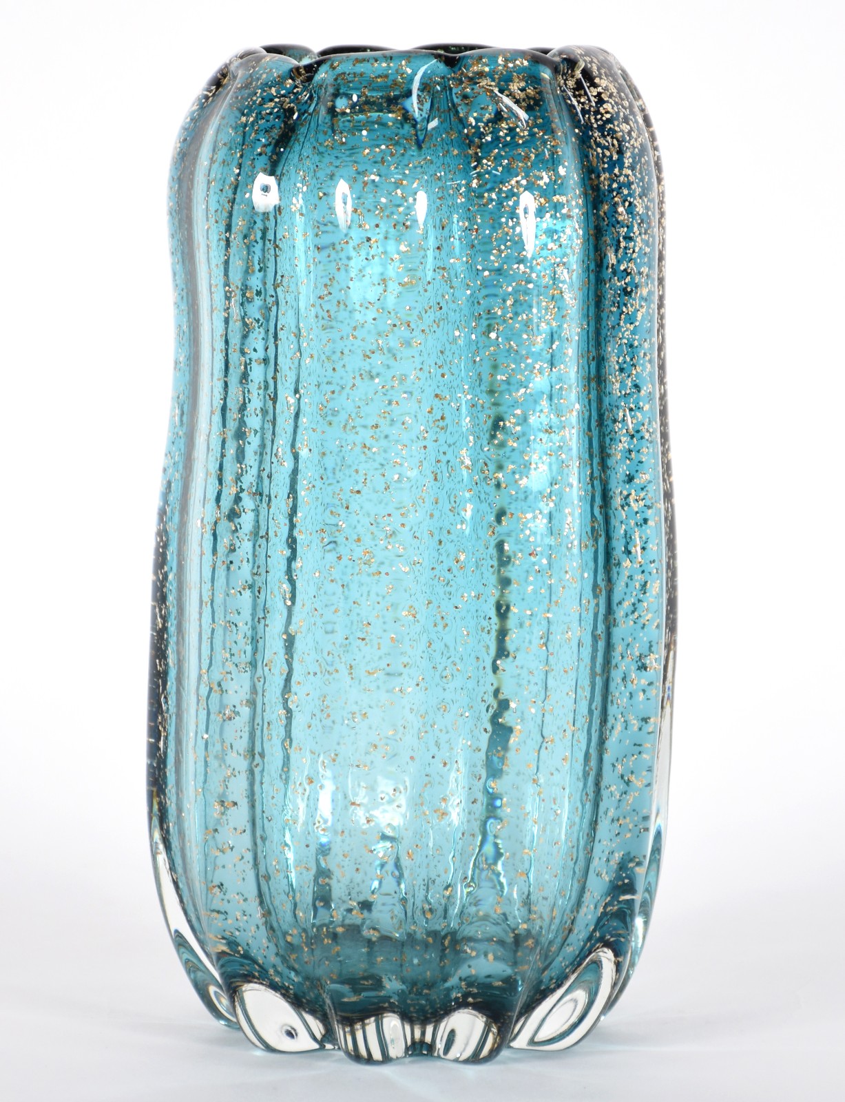 Vaso de vidro decorativo na cor azul com pó de ouro. - foto 3 de 4