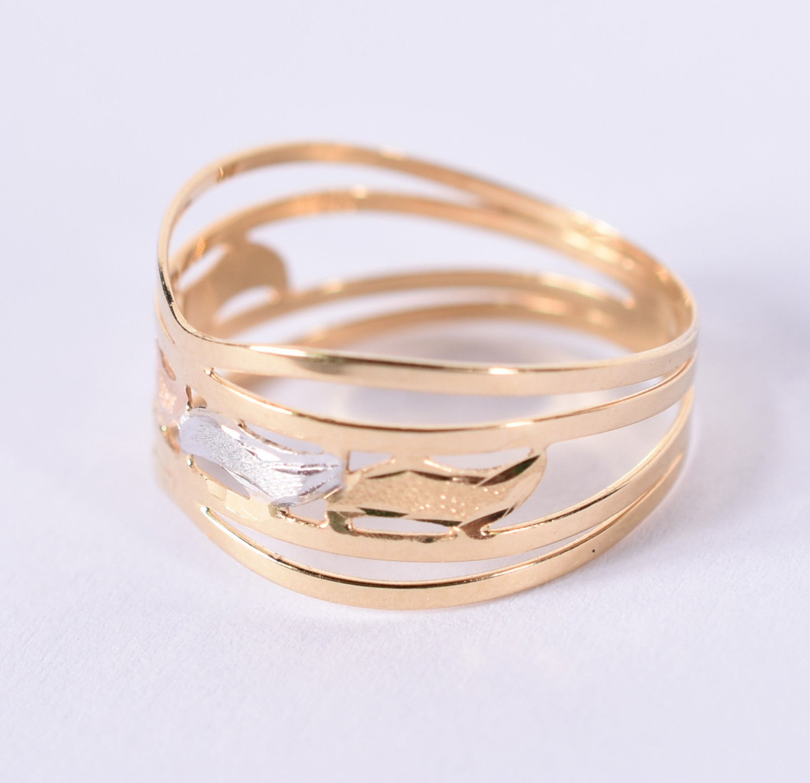Anel de ouro 18k, contraste 750, aro 18 (Por motivos de seguranças as... - foto 2 de 3