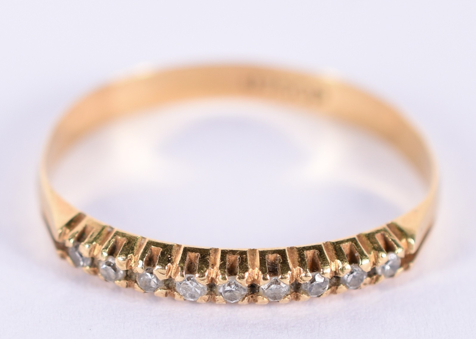 Anel de ouro 18 k, contraste 750 com 12 brilhantes, aro 16 (Por... - foto 1 de 4
