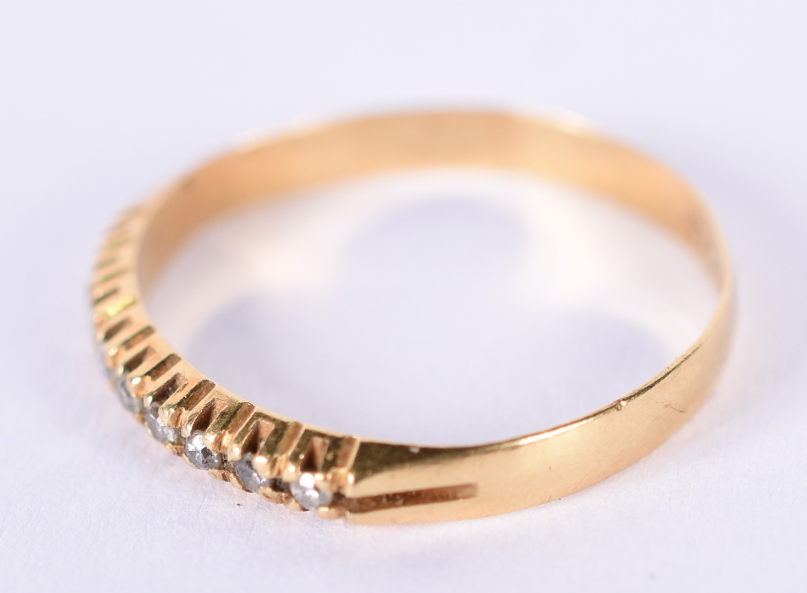 Anel de ouro 18 k, contraste 750 com 12 brilhantes, aro 16 (Por... - foto 3 de 4