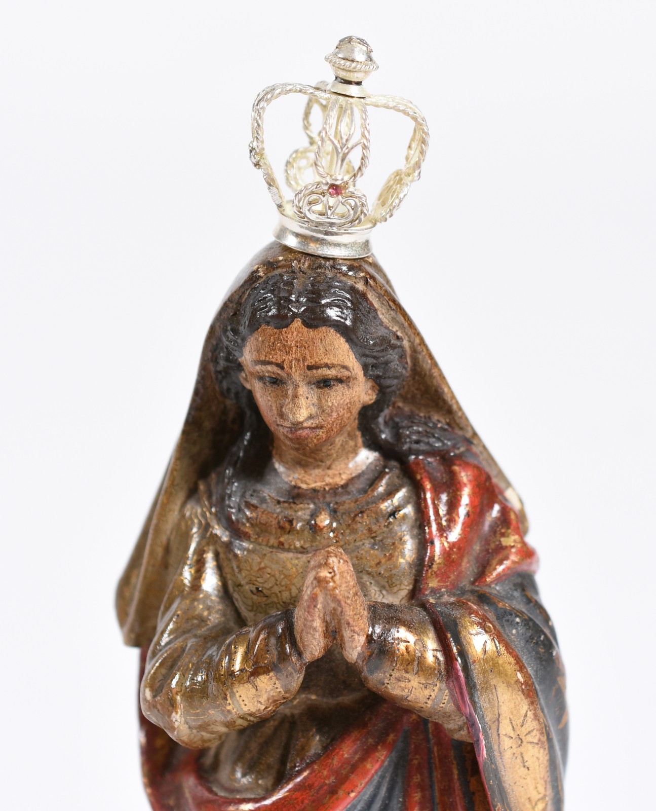 Imagem de Nossa Senhora da Conceição de madeira policromada com coroa... - foto 2 de 4