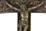 Crucifixo com figura de Cristo em bronze. - Crucifixo com figura de Cristo em bronze.