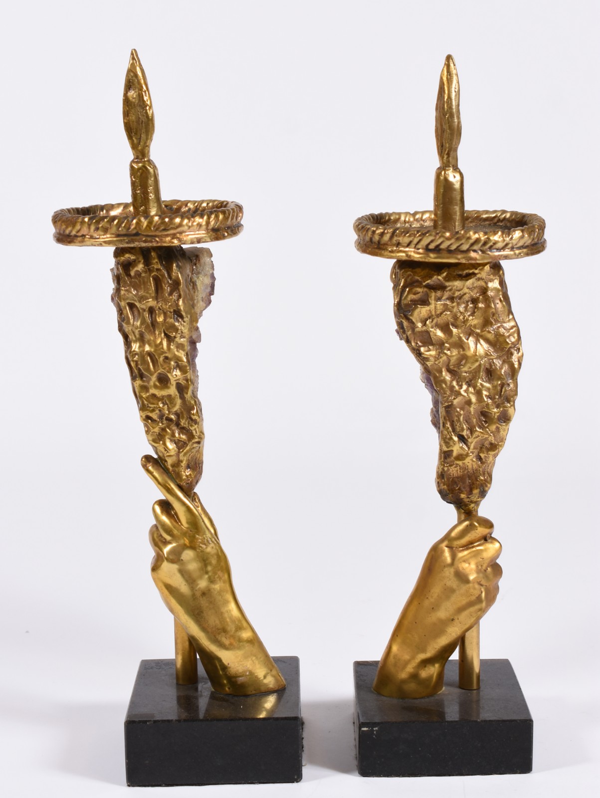 Par de esculturas representando tocheiros de bronze e ametista bruta... - foto 5 de 5