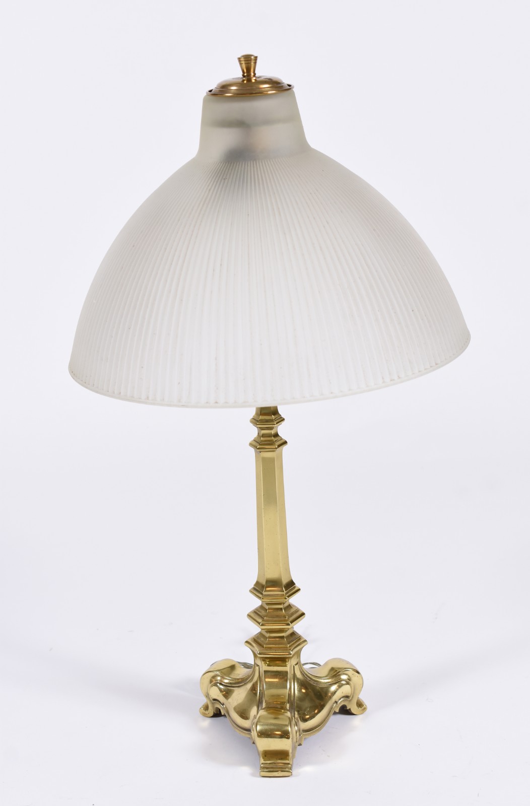 Lâmpada de bronze dourado com cúpula de vidro holandês. - foto 1 de 4