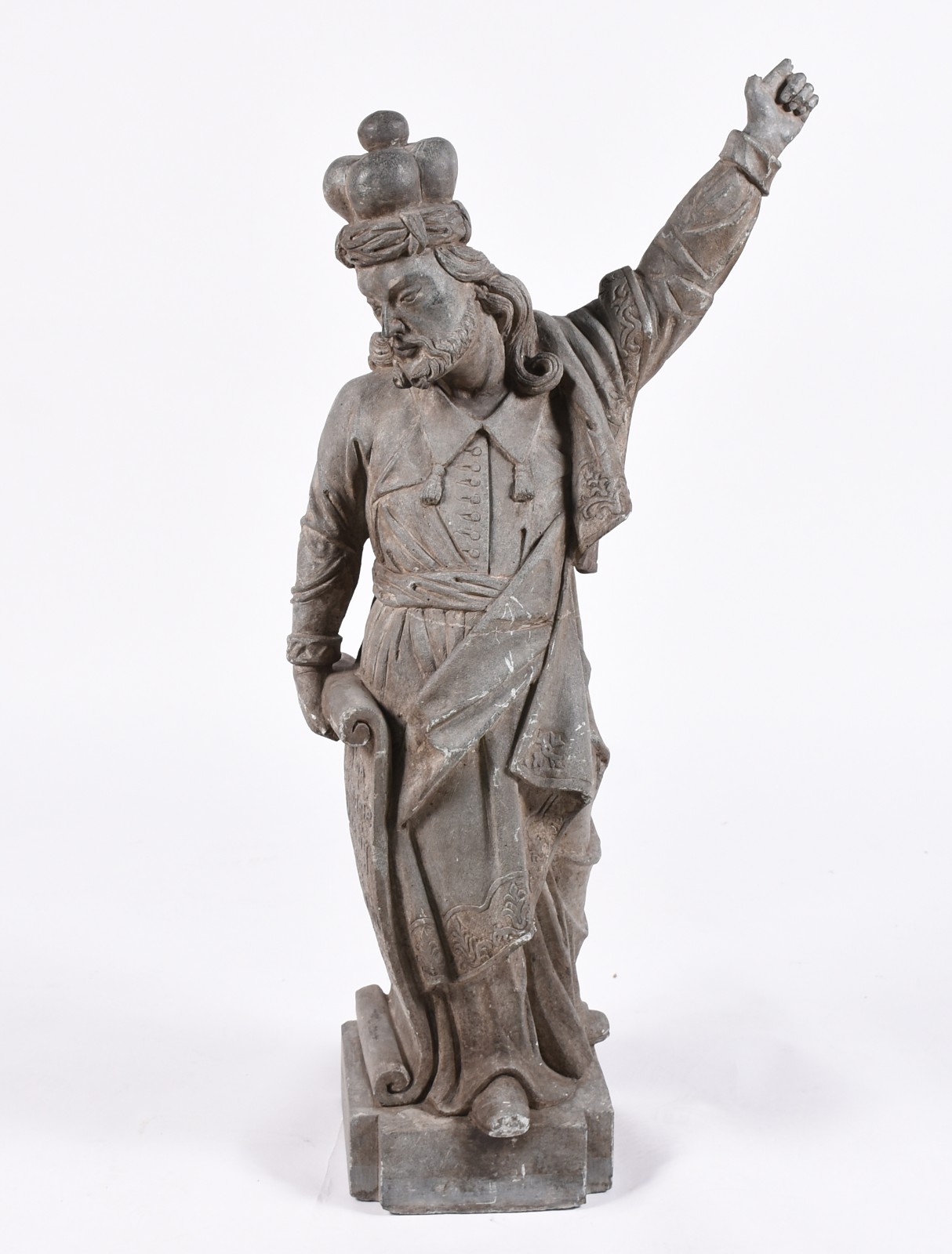 Escultura em pedra sabão representando cópia de um dos profetas de... - foto 1 de 5