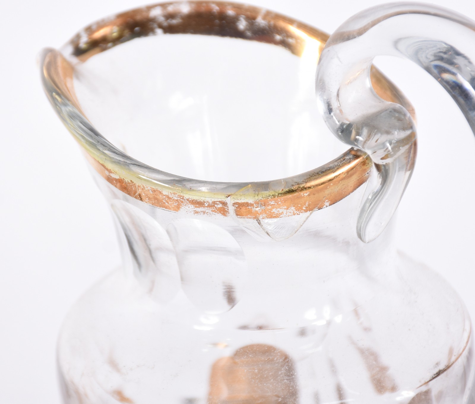 Conjunto em demi cristal com flores douradas composto de: 6 copos e... - foto 4 de 5