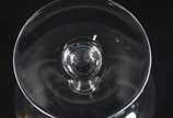 Baccarat (1764),  - Seis taças para conhaque de cristal frances com "N" coroado lavrado em dourado. Marcas da cristallerie na base.