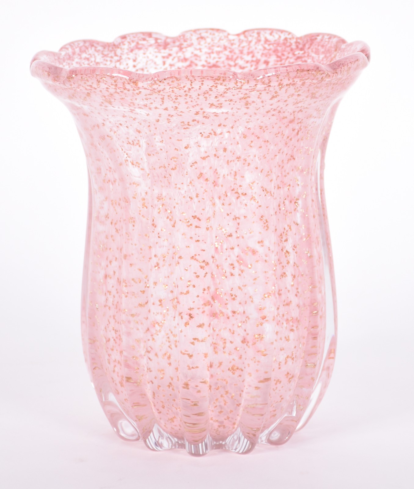 Vaso de vidro decorativo na cor rosa com pó de ouro. - foto 1 de 3