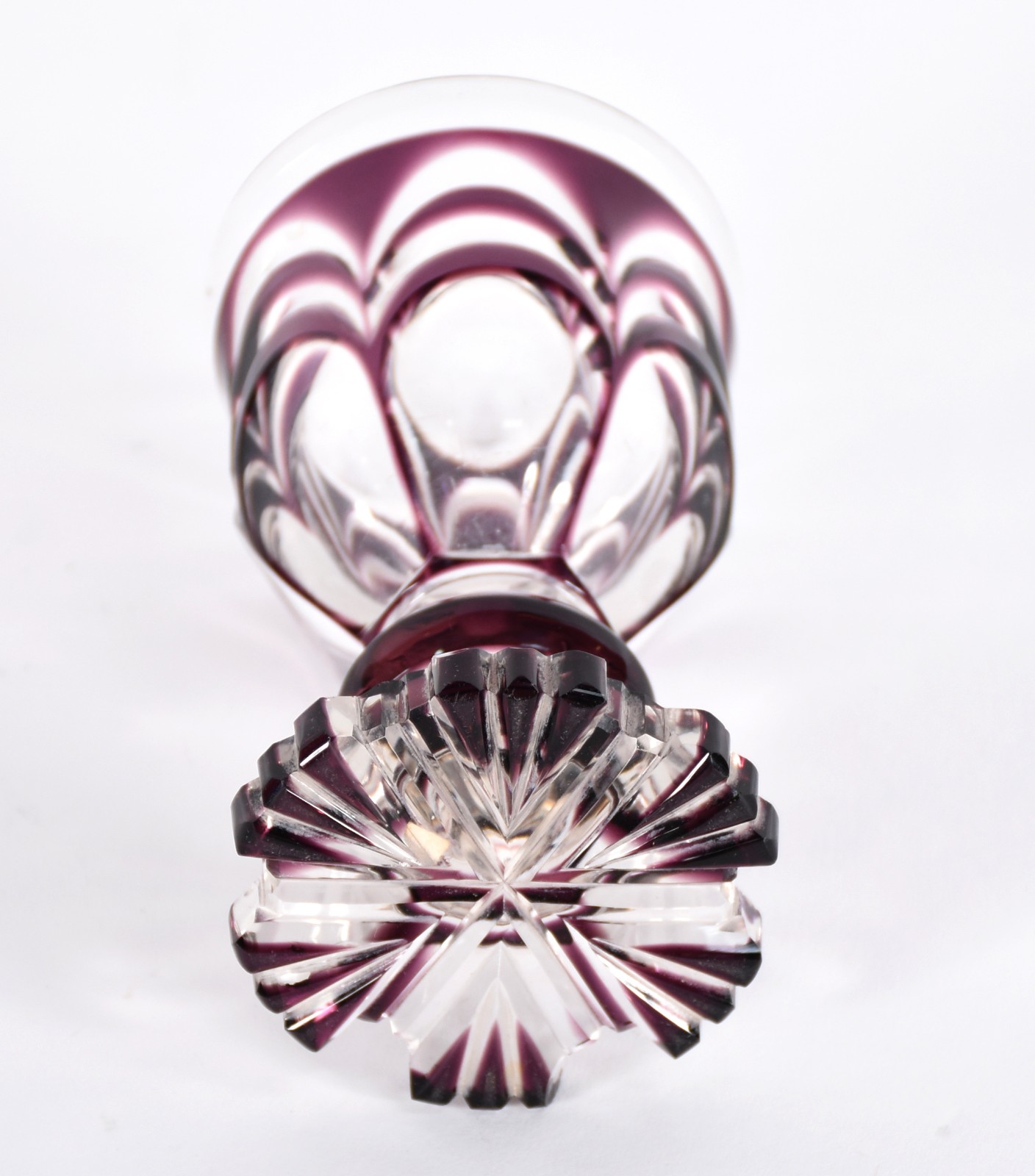 Goblet em cristal lapidado doublé lilás. - foto 3 de 3