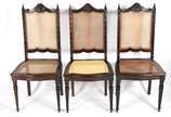 Mesa de jantar com 6 cadeiras com encosto e ass... - Mesa de jantar com 6 cadeiras com encosto e assento de palhinha (algumas com encosto de palhinha sintética).