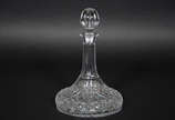 Garrafa de navio de cristal tcheco lapidado. - Garrafa de navio de cristal tcheco lapidado.