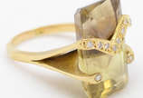 Anel de ouro 18 k, topázio de aprox. 12 ct. e b... - Anel de ouro 18 k, topázio de aprox. 12 ct. e brilhantes   aro: 17,5 