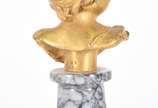 Raoul Larche (1860-1912),  - Escultura em bronze representando menina.