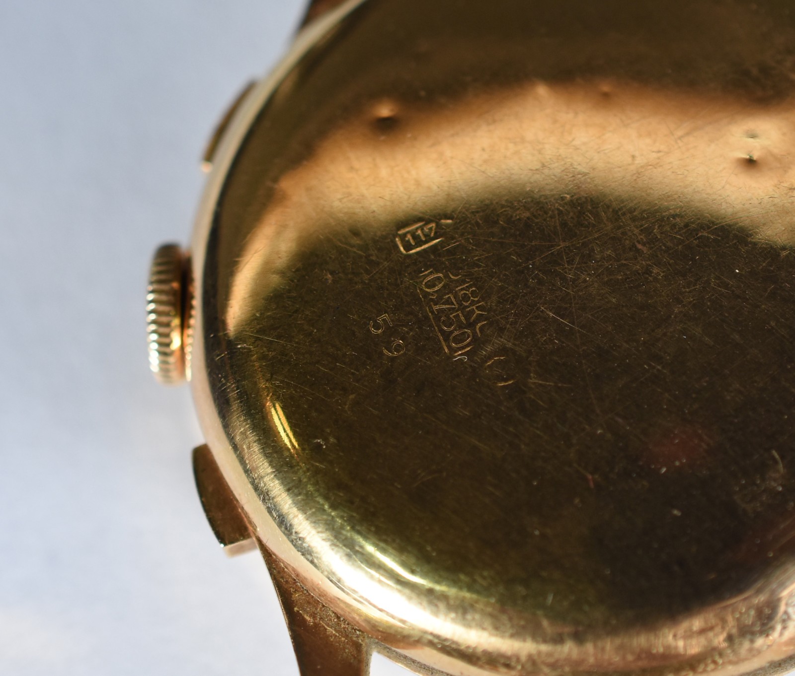 Relógio 17 rubis de ouro 18 k, sem pulseira. Peso total: 34 g... - foto 4 de 4