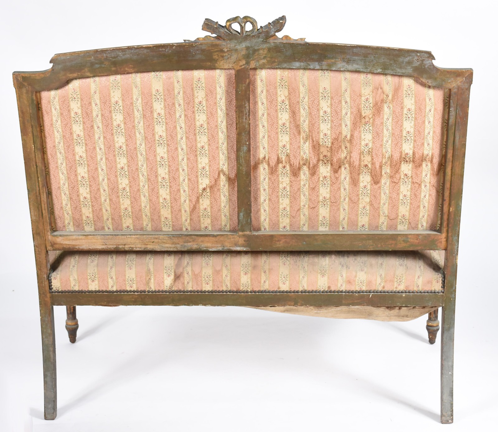 Conjunto de sofá e par de poltronas, estilo frances, de madeira nobre... - foto 5 de 6