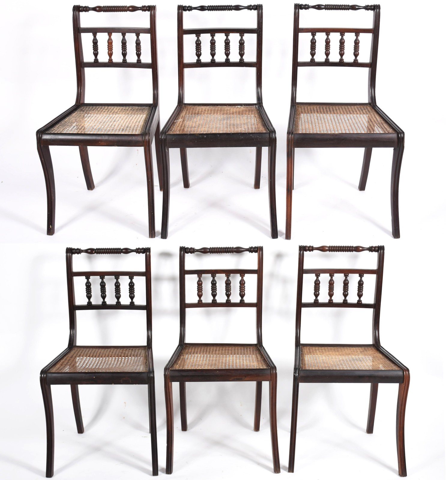 Conjunto com 6 cadeiras de madeira nobre, assentos de palhinha e... - foto 1 de 6