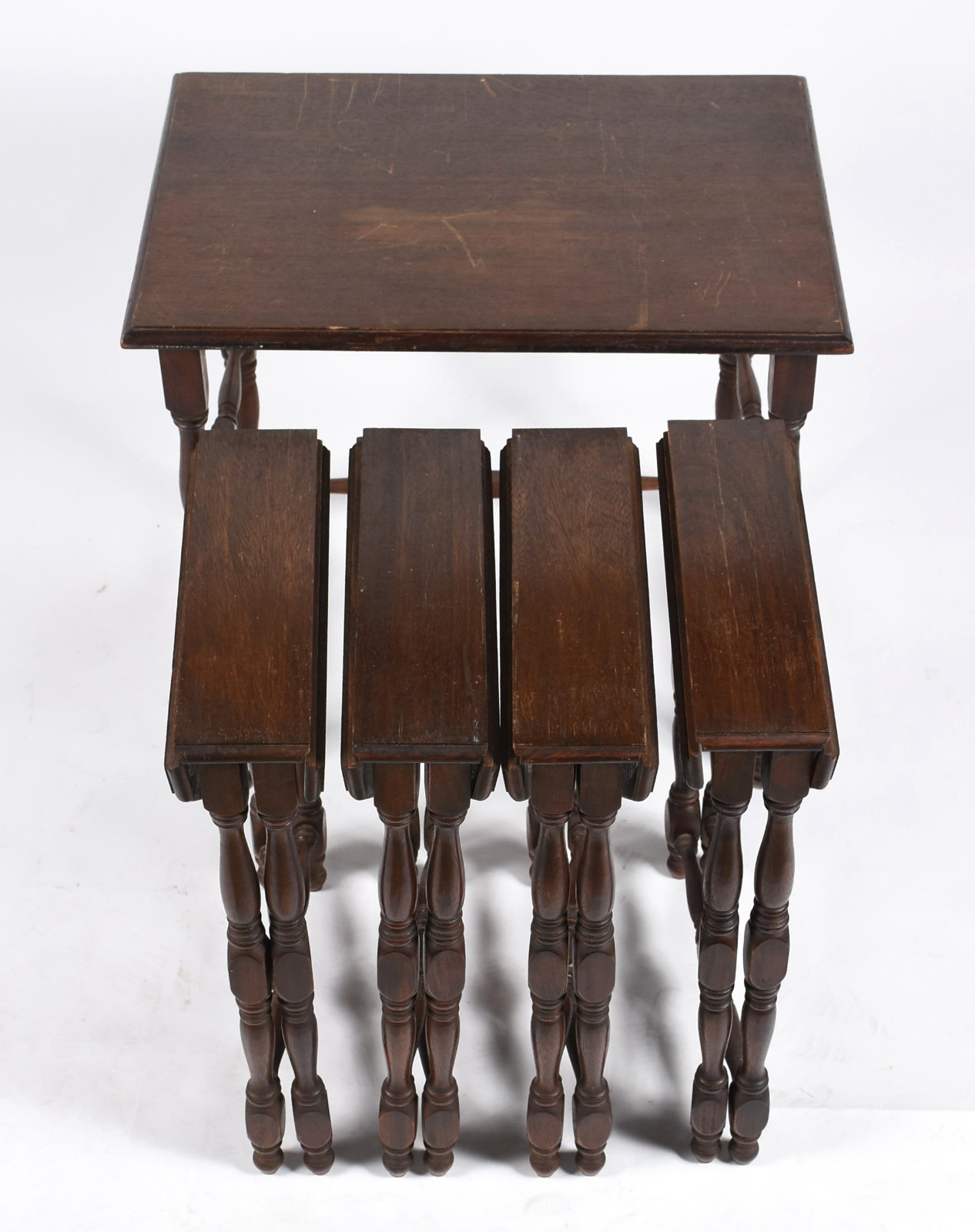 Mesa ninho de madeira nobre com 4 mesas de encaixar (tampo com... - foto 4 de 6