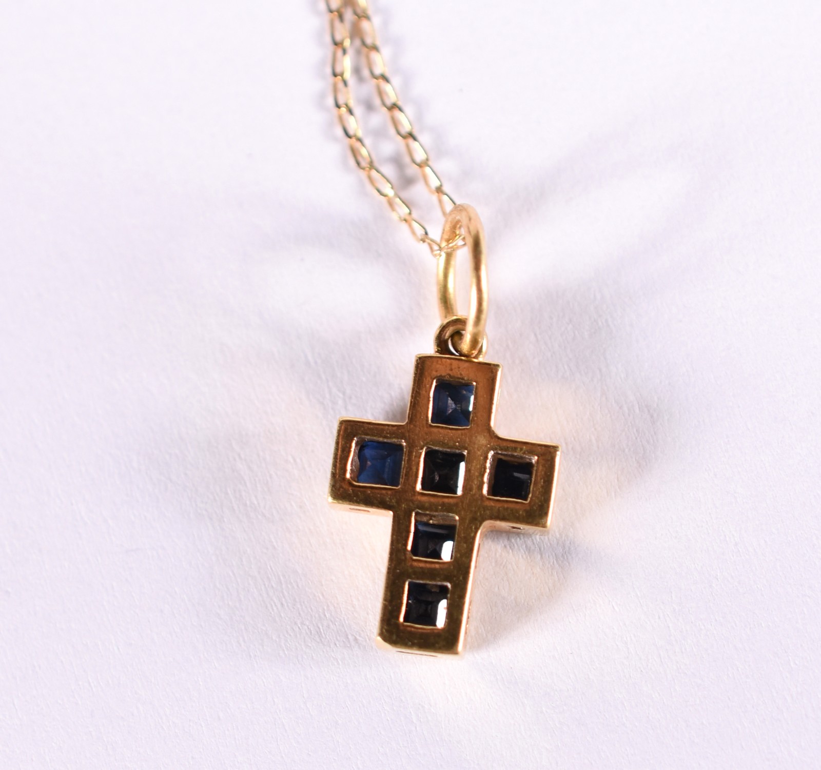 Gargantilha de ouro 18 k, contraste 750, crucifixo com pedras azuis... - foto 6 de 6