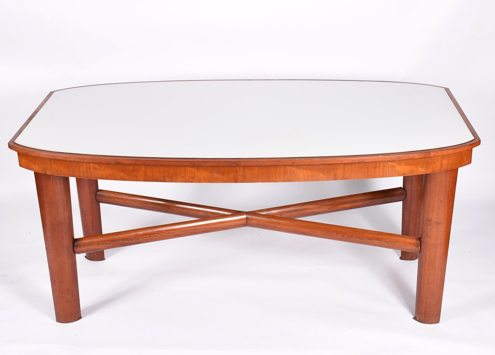 Conjunto de sala de jantar composto de mesa de madeira nobre, tampo... - foto 10 de 10