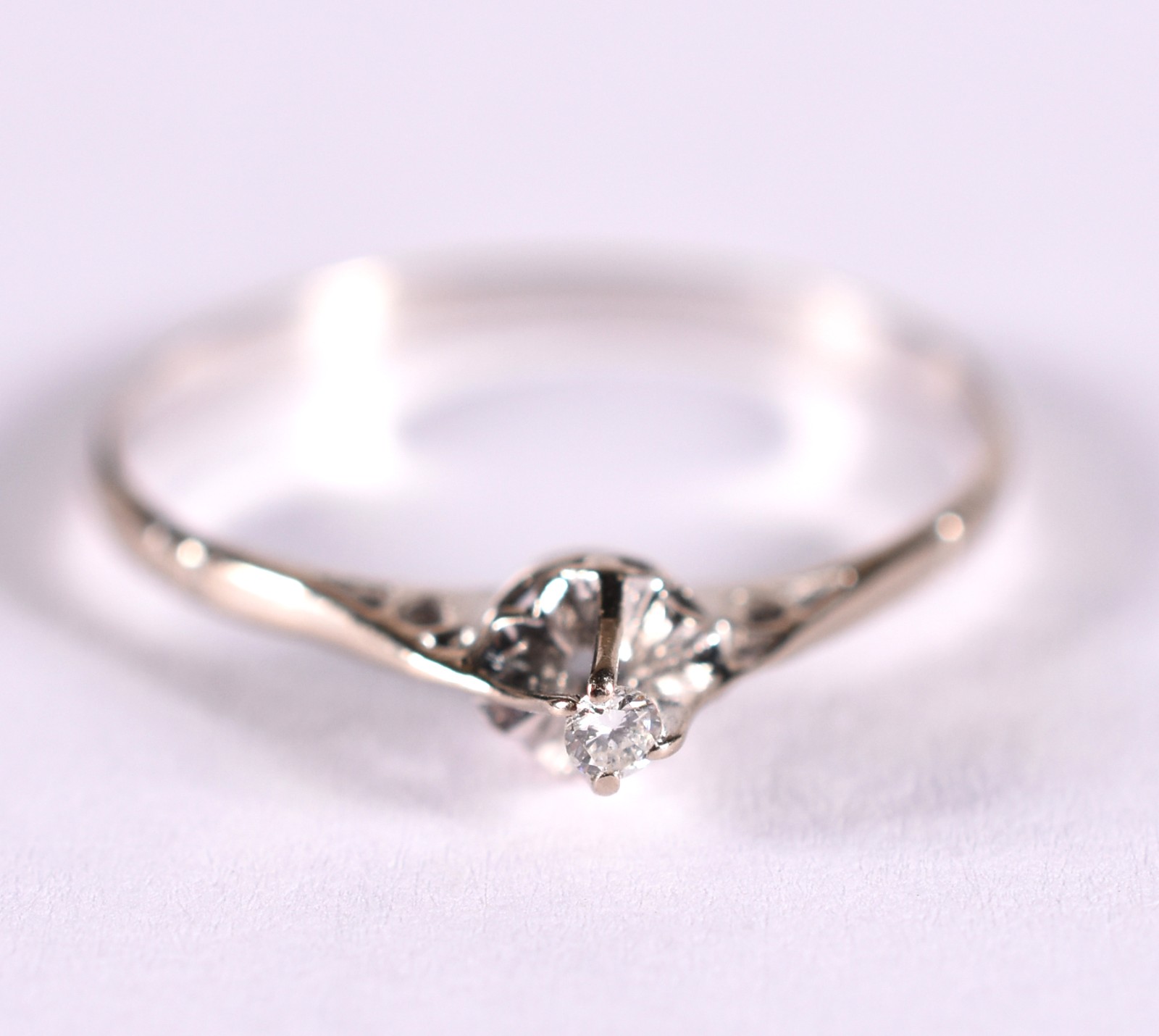 Anel de ouro branco com 1 brilhante de 0,5 ct, aro 17 (Por motivos de... - foto 1 de 3