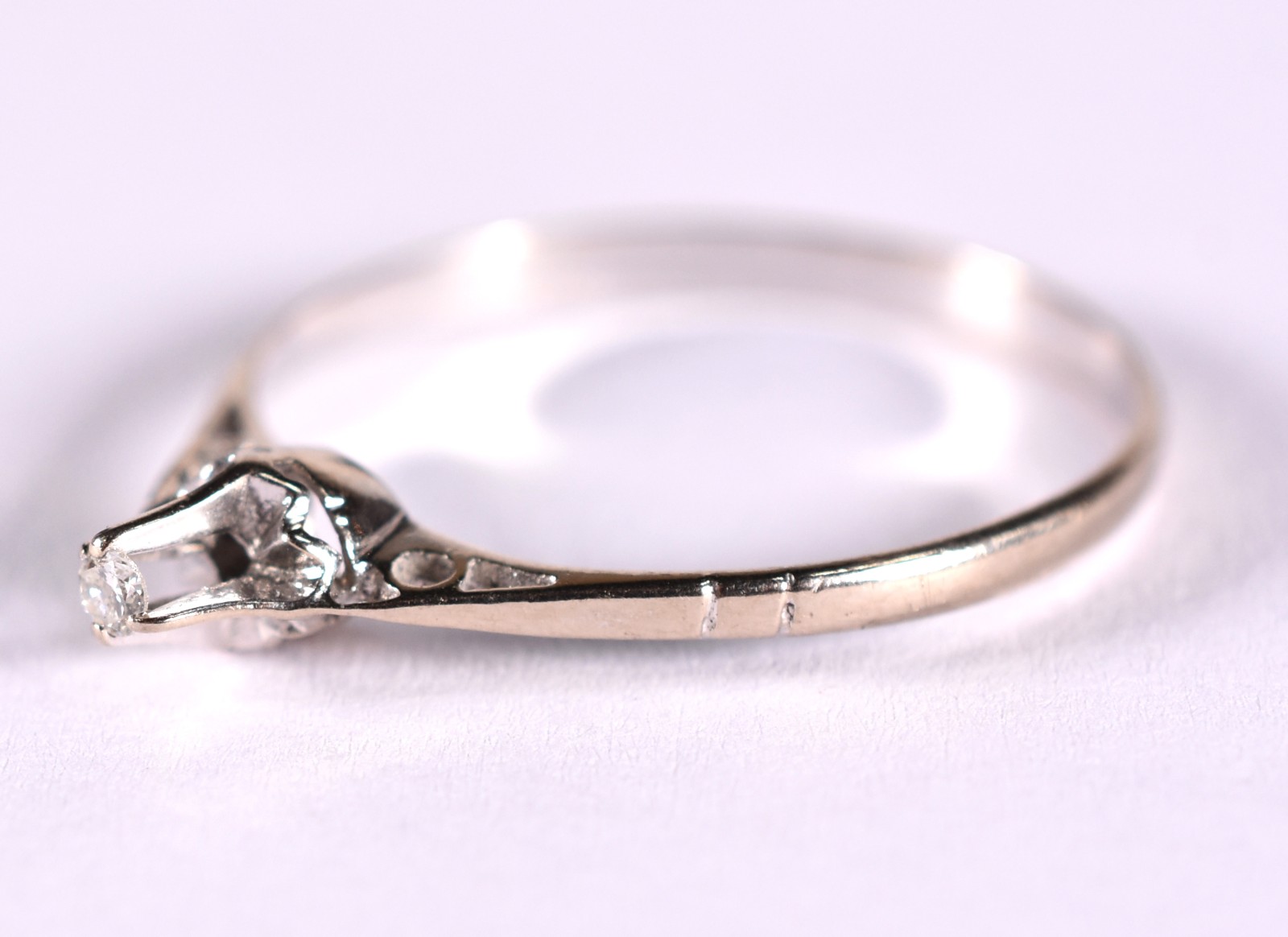 Anel de ouro branco com 1 brilhante de 0,5 ct, aro 17 (Por motivos de... - foto 2 de 3