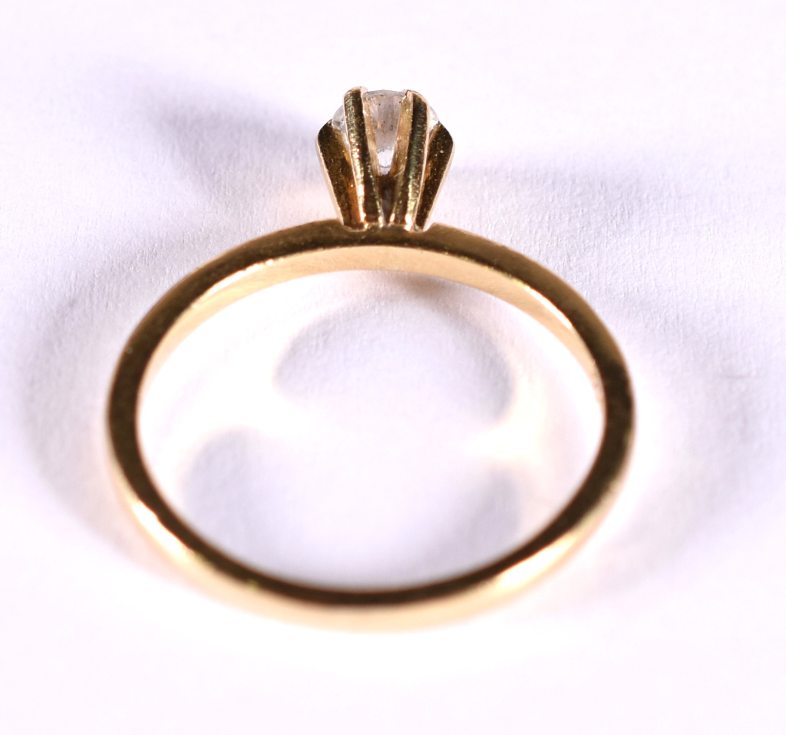 Solitário de ouro 18 k, contraste 750 com 1 brilhante de 0,23 ct, aro... - foto 4 de 4