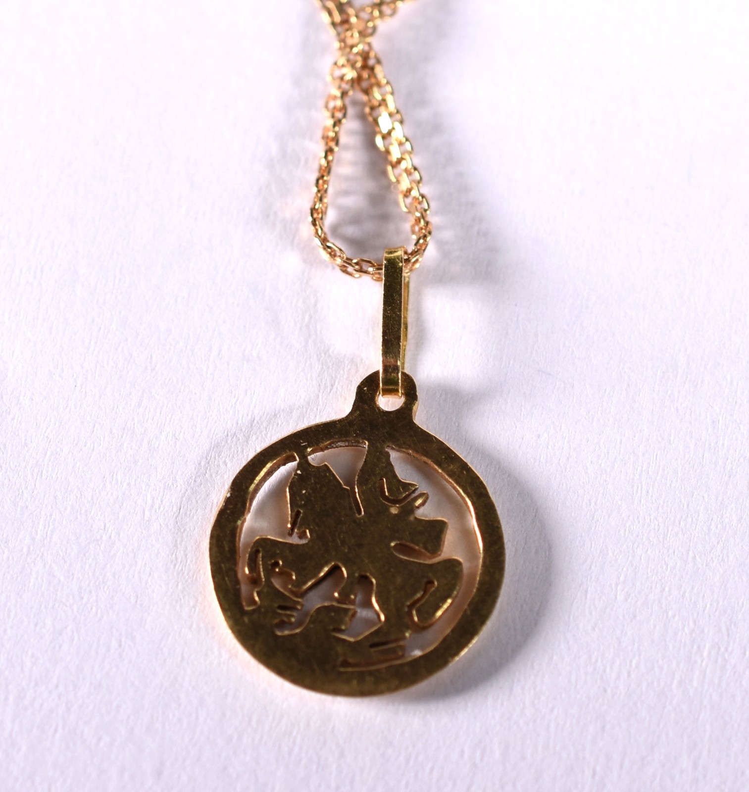 Pulseira de ouro 18 k, contraste 750 com pingente de São Jorge (Por... - foto 5 de 5