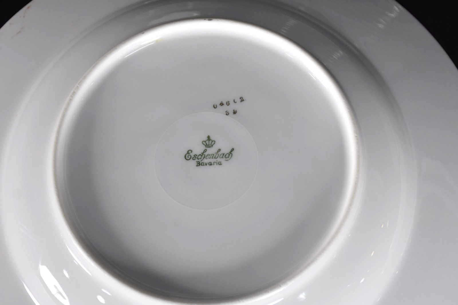 Aparelho de jantar de porcelana da Bavaria na cor branca com frisos... - foto 5 de 5