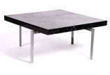 Mesa de centro de resina com metal (oxidado). - Mesa de centro de resina com metal (oxidado).