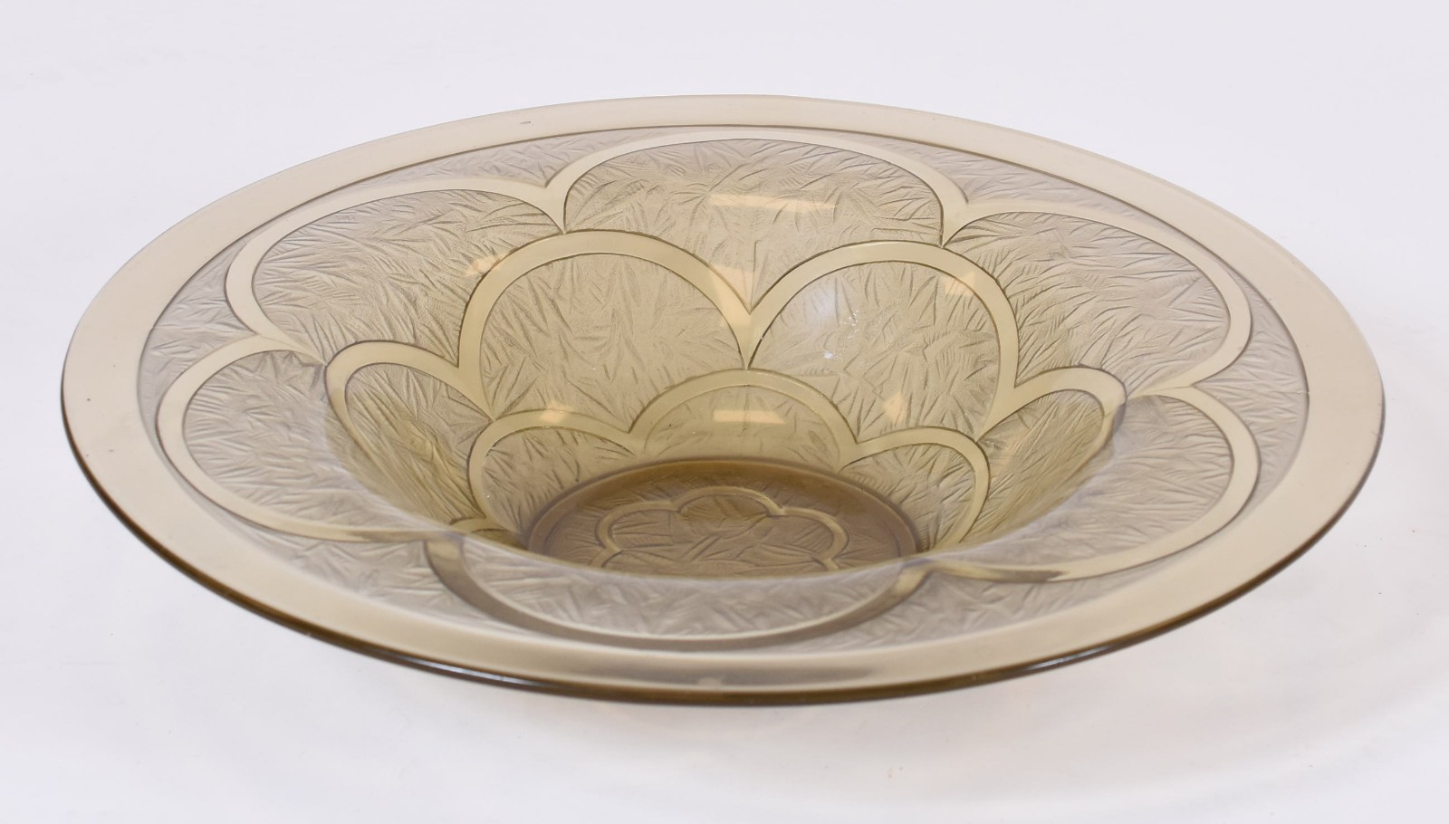 Fruteira francesa de cristal fumê Art Deco com flores. - foto 1 de 4