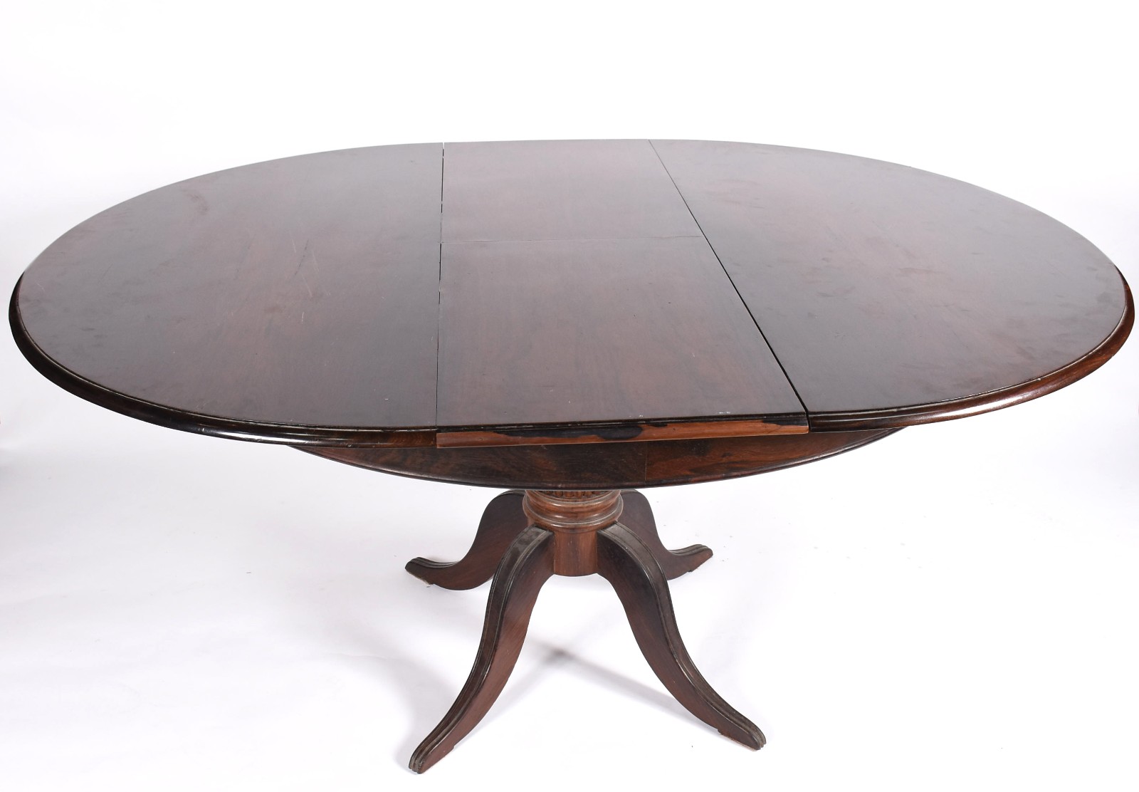 Mesa de jantar de jacarandá, feitio redondo, base em coluna canelada... - foto 2 de 6