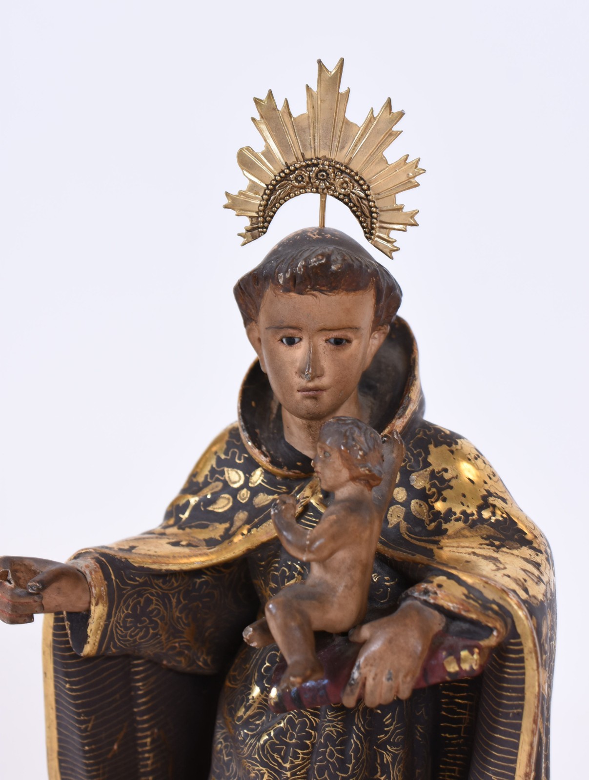 Imagem portuguesa de Santo Antonio com menino de madeira policromada... - foto 2 de 6