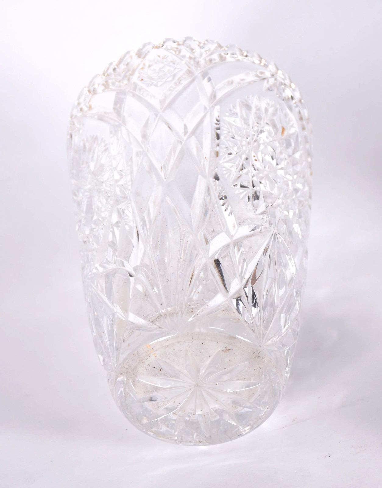 Diversas peças, sendo vaso de cristal lapidado borda dentada... - foto 8 de 8