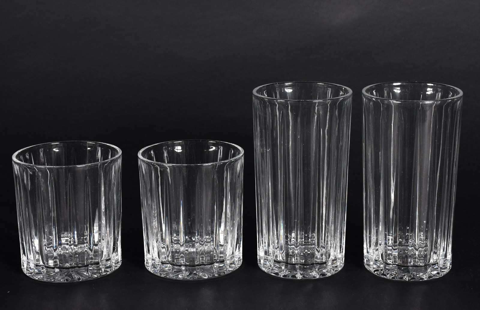 Conjunto em demi cristal composto de: 6 copos para água, 6 para... - foto 3 de 3