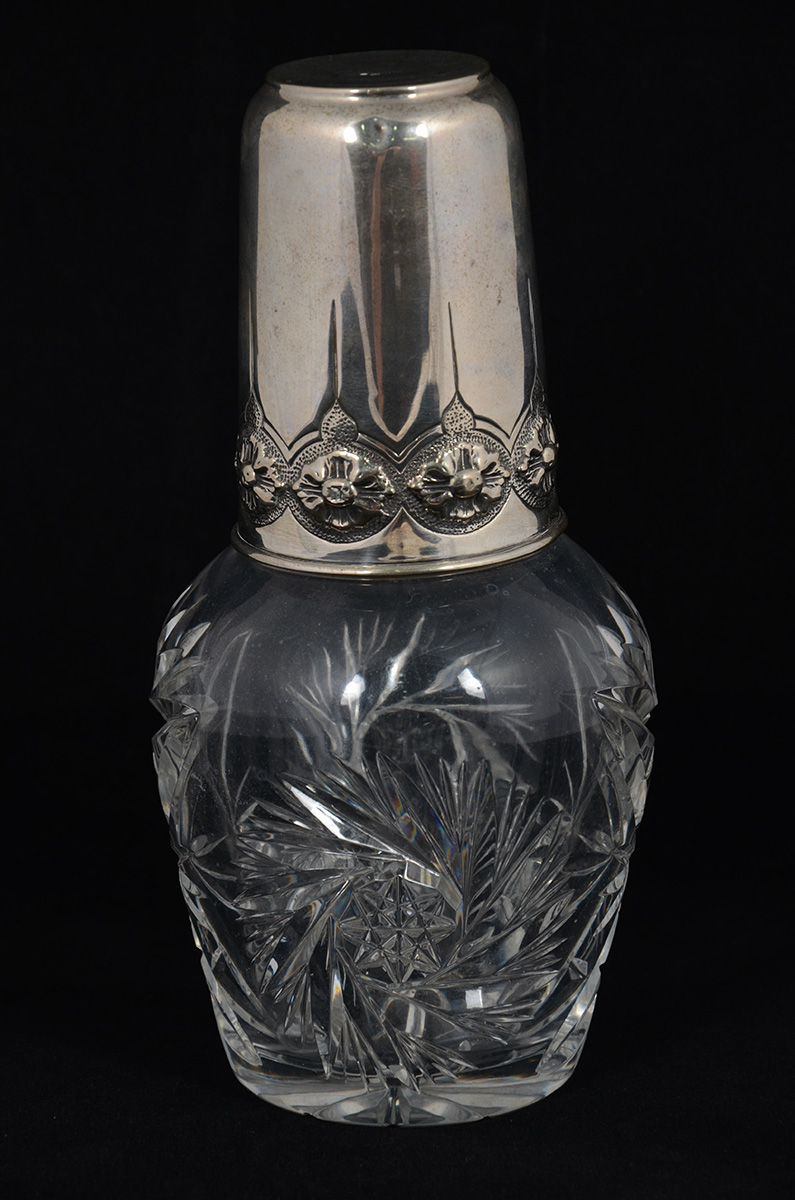Verre d´eau de cristal lapidado com copo de prata. - foto 1 de 2
