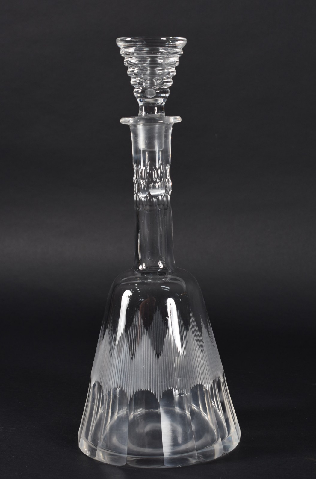 Serviço de taças de cristal lapidado composto de: 9 para champagne... - foto 2 de 4
