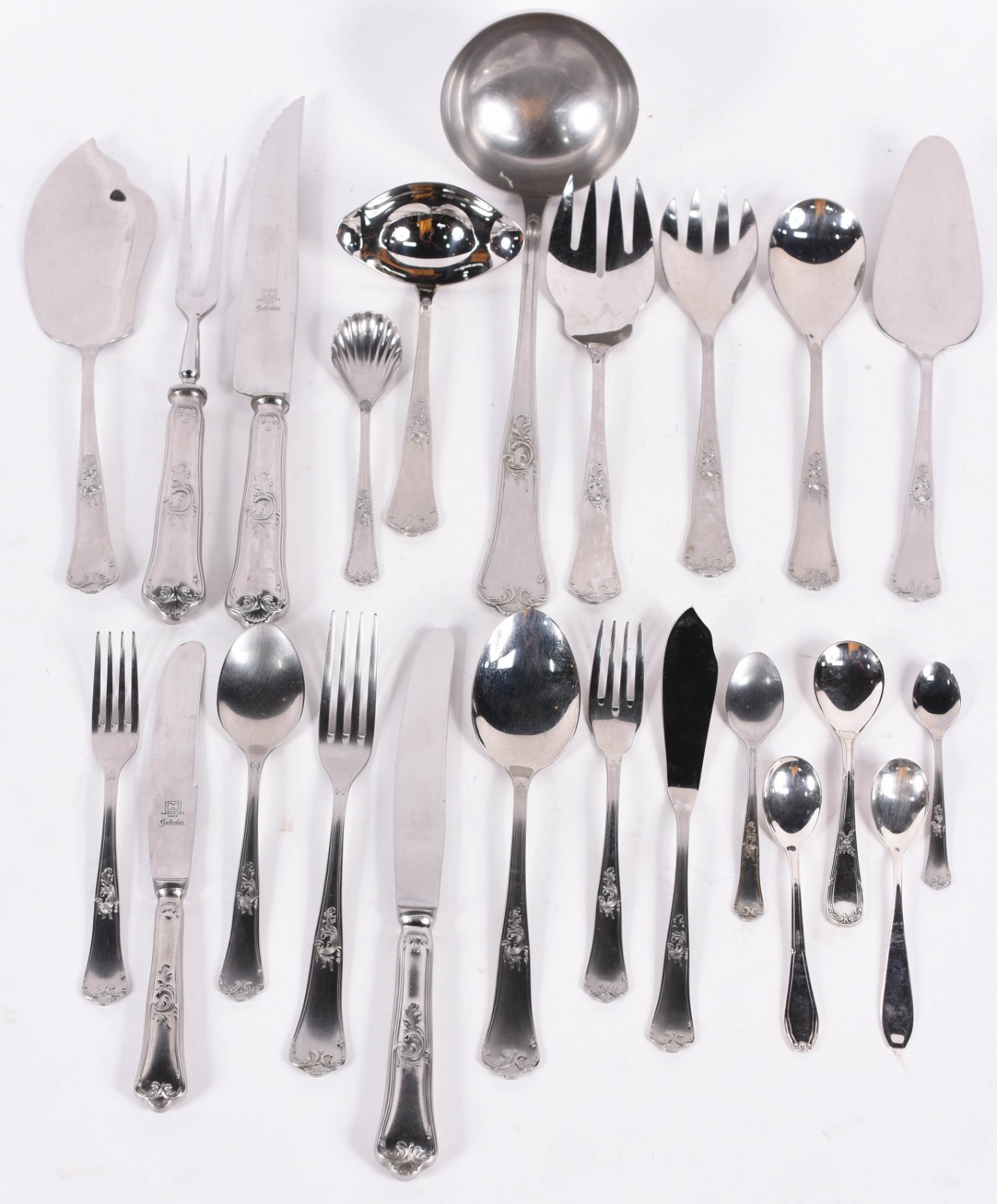 Faqueiro Hercules de aço inox, composto de: 12 facas, 12 colheres, 10... - foto 1 de 5