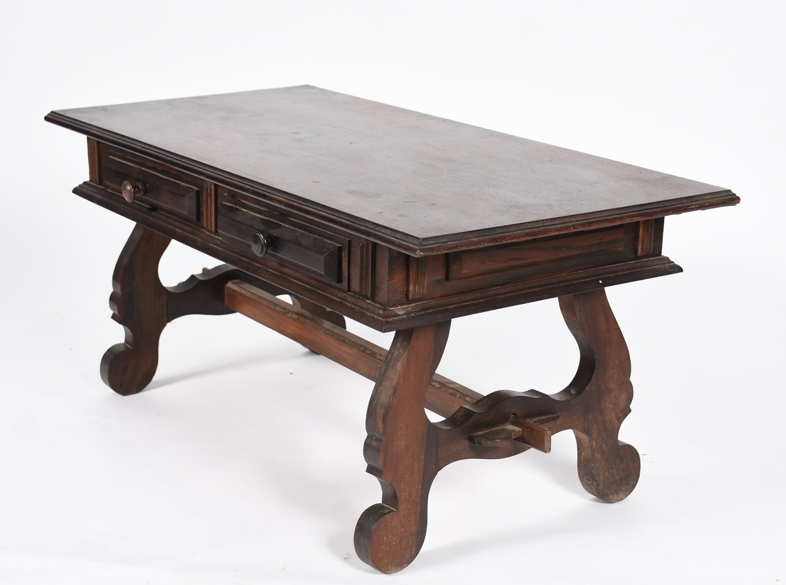 Mesa para escritório de madeira nobre com 2 gavetas, pernas na forma... - foto 1 de 6