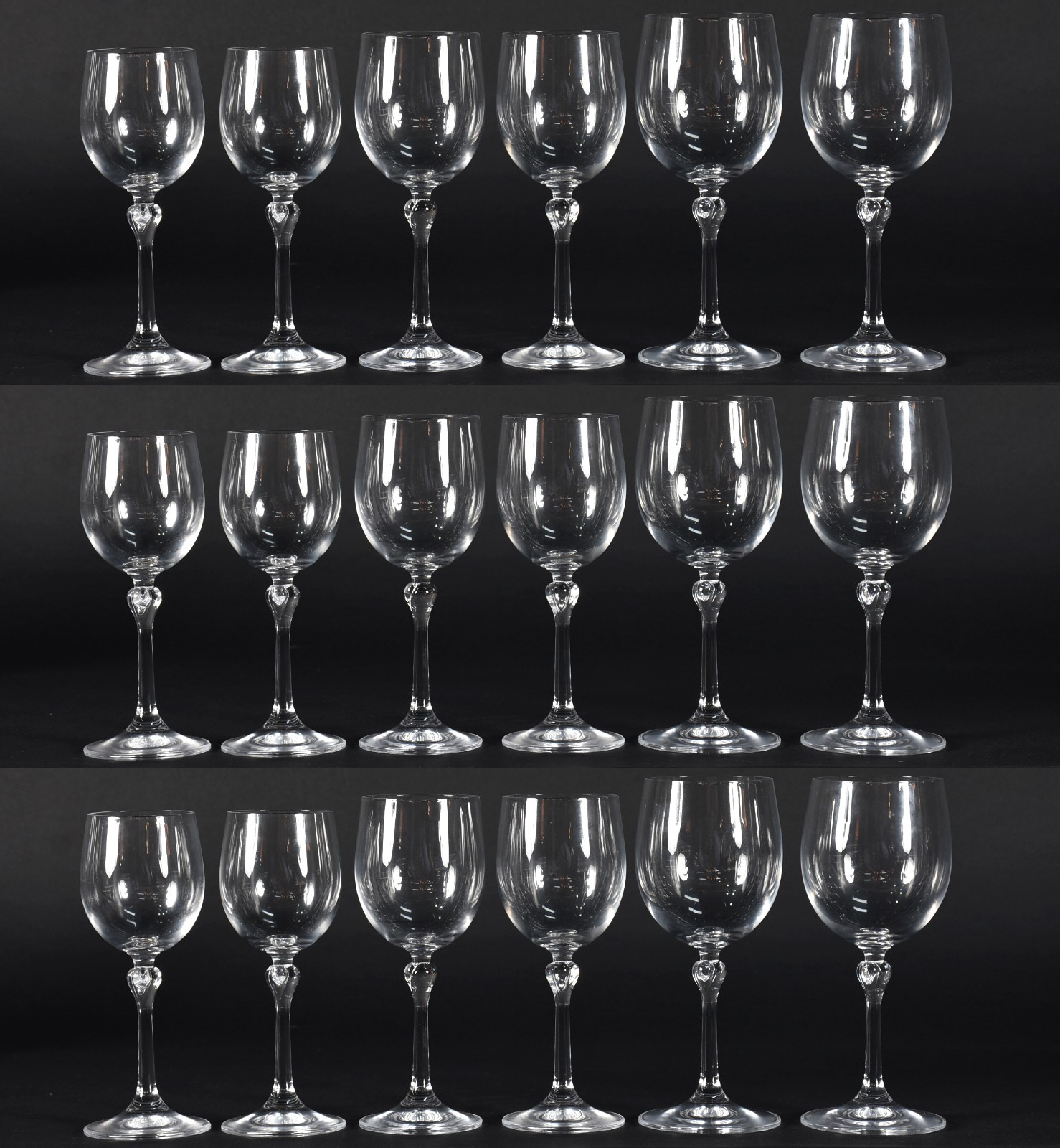 Serviço de cristal composto de: 12 para vinho tinto, 13 para vinho... - foto 1 de 2
