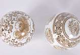 Peso de papel; 4 bolas decorativas de porcelana. - Peso de papel; 4 bolas decorativas de porcelana.