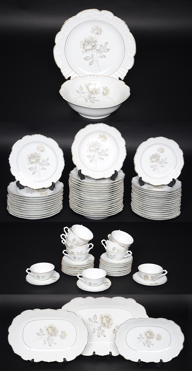 Aparelho de jantar de porcelana portuguesa Vista Alegre, sendo 12...