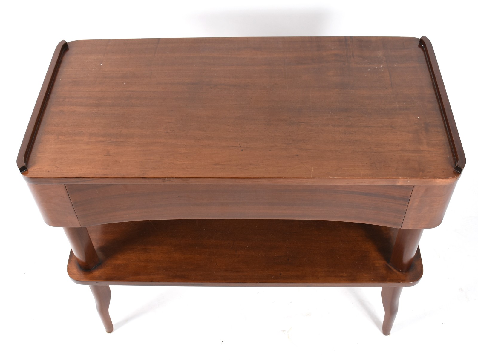 Aparador de madeira nobre com uma gaveta, quatro pernas ligadas por... - foto 3 de 5