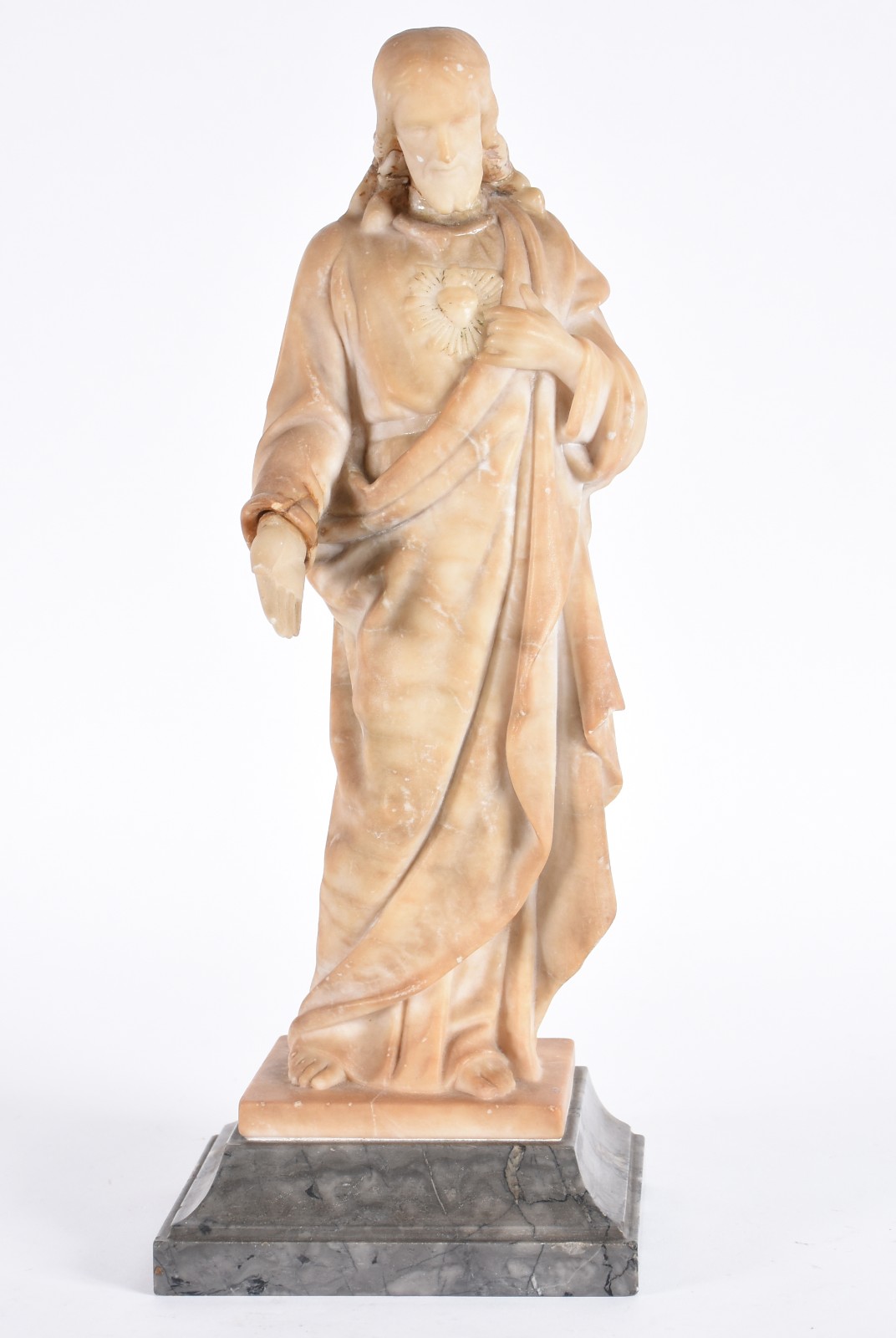 Escultura de alabastro representando Sagrado Coração de Jesus Cristo... - foto 1 de 5