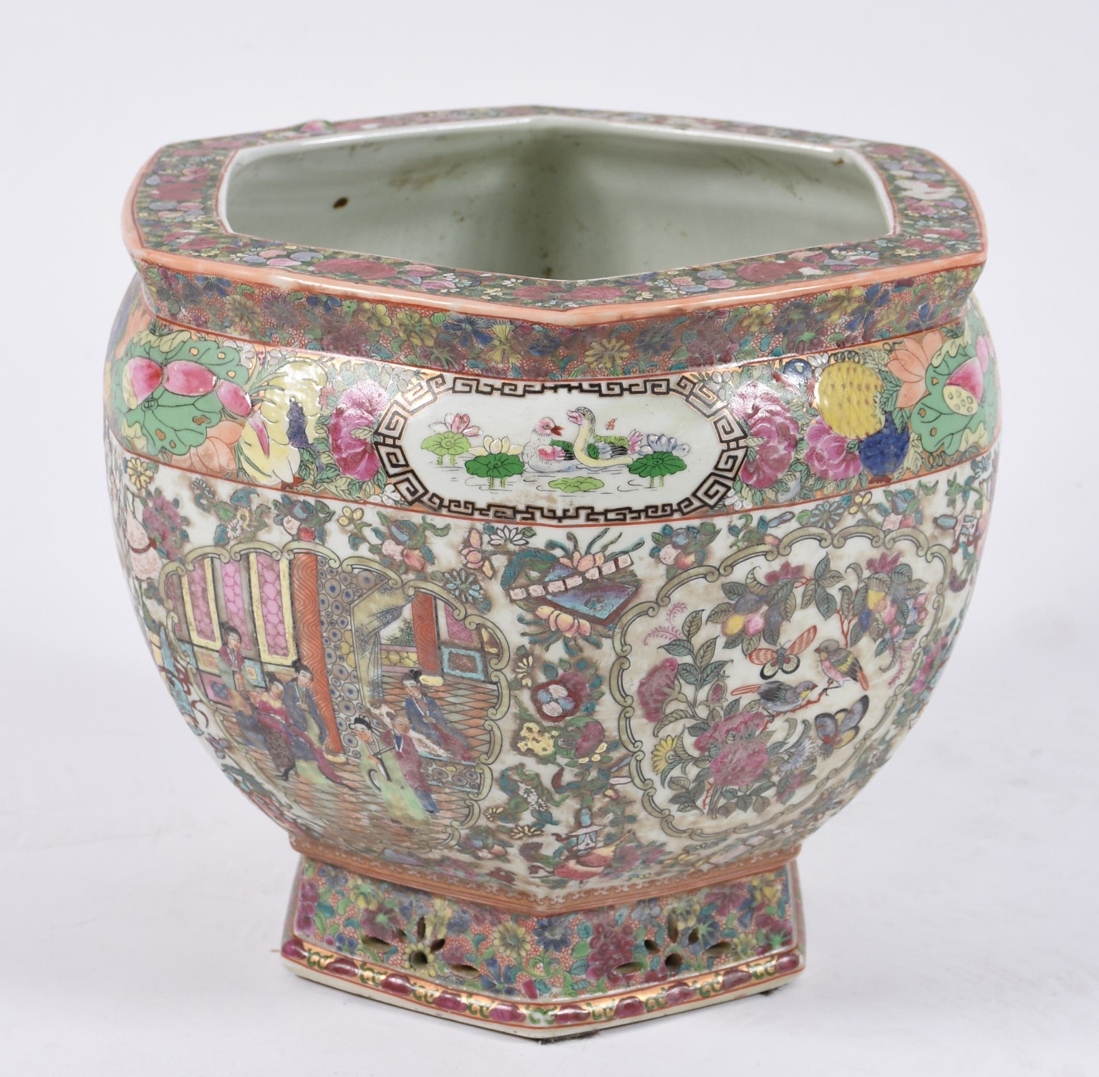 Antigo cachepot feitio sextavado de porcelana oriental ricamente... - foto 3 de 5