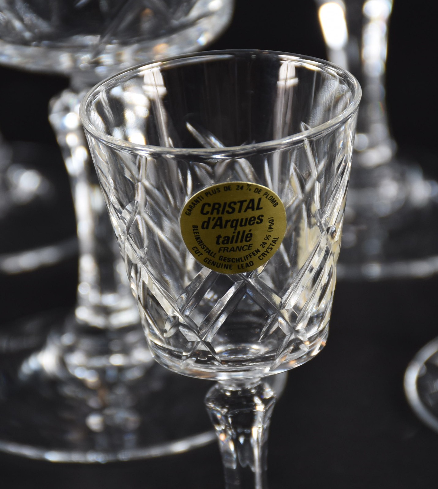 Conjunto de copos de cristal D'Arques composto de: 6 cálices para... - foto 4 de 4